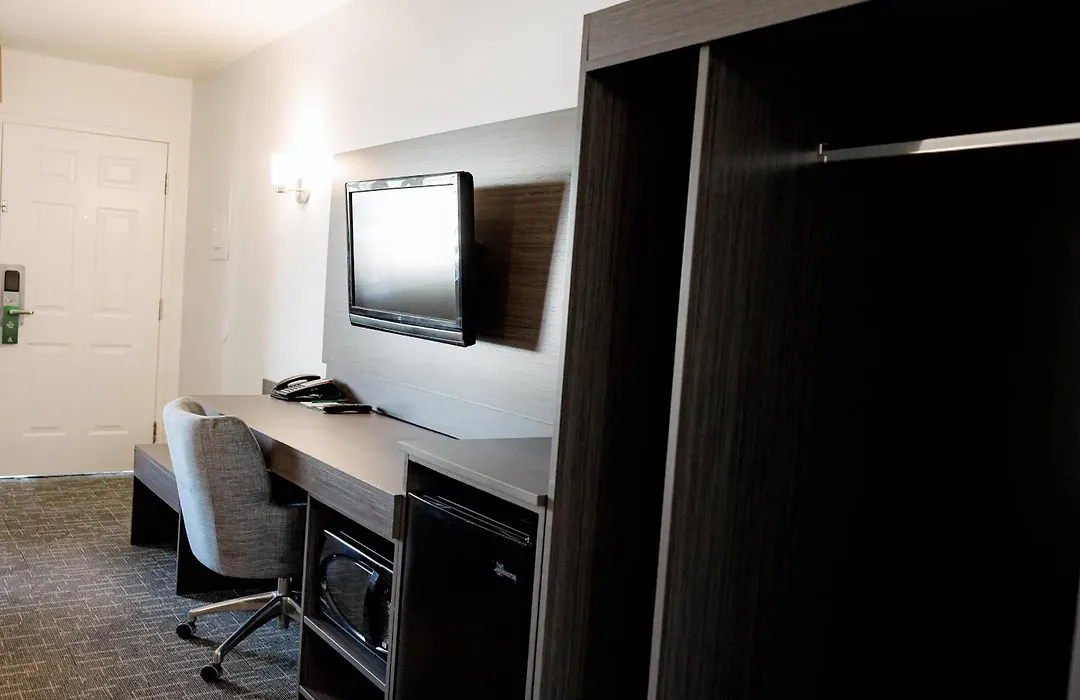 Quality Inn & Suites Lathrop-1