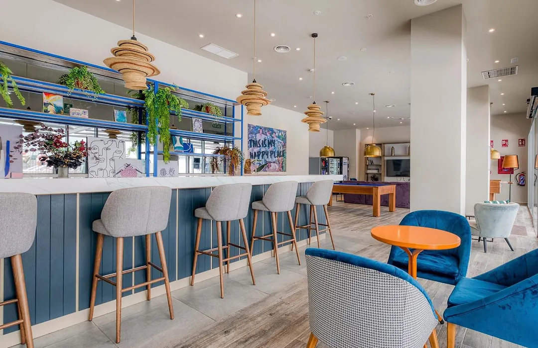 Livensa Living Studios Valencia Marina Real Hotel-Apartamento-1