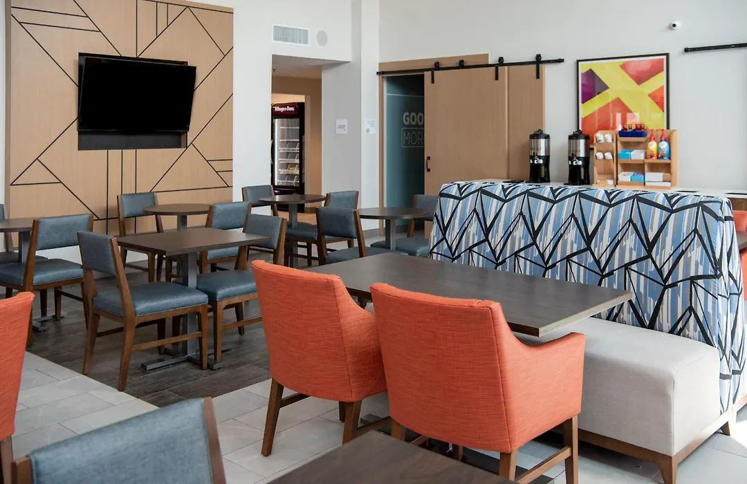 Holiday Inn Express Hotel & Suites Chaffee - Jacksonville West By Ihg-1