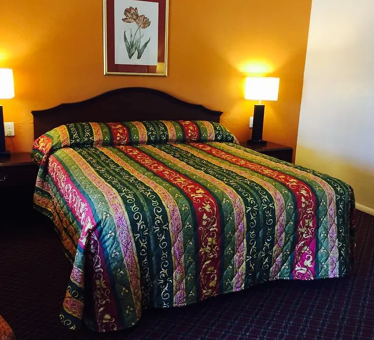 Hacienda Motel-1