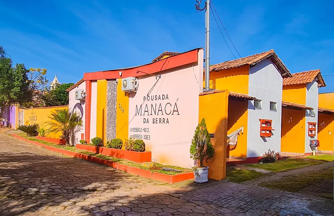 Pousada Manacá Da Serra-1