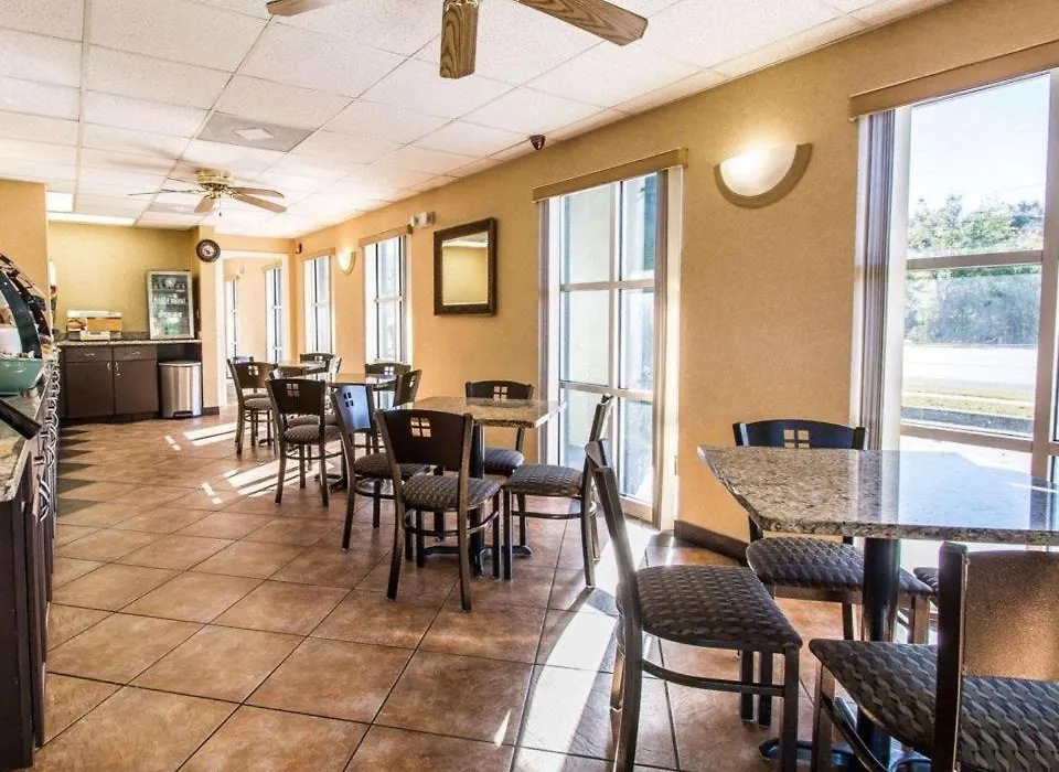 Quality Inn & Suites Near Panama City Beach-1