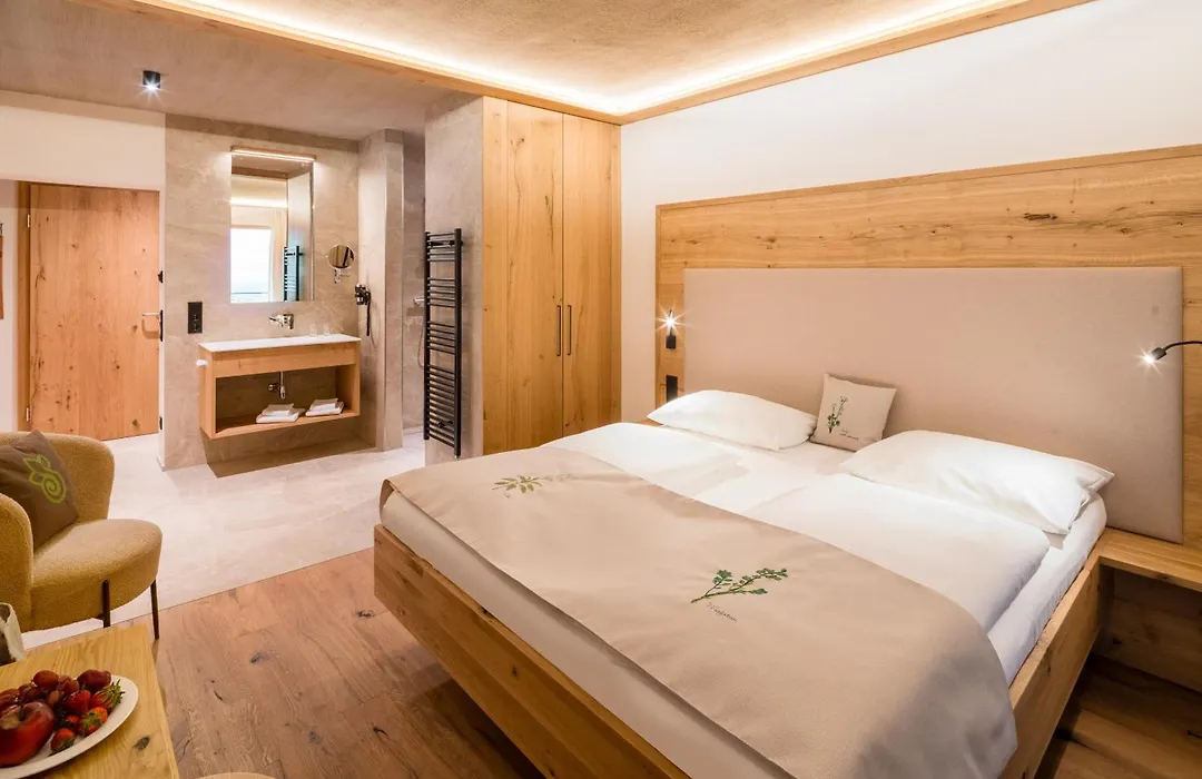 Naturhotel Alpenrose-1