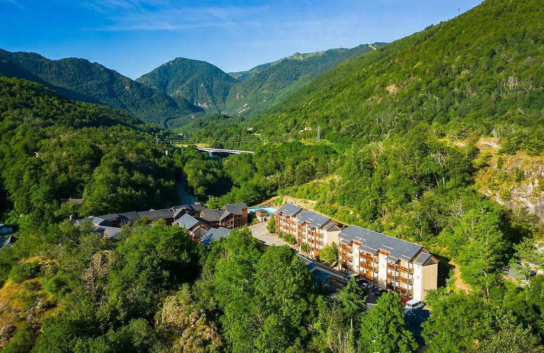 Domaine de la Vallée d'Ax-1