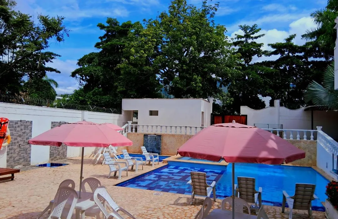 Hotel Santa Fe del Parque-1