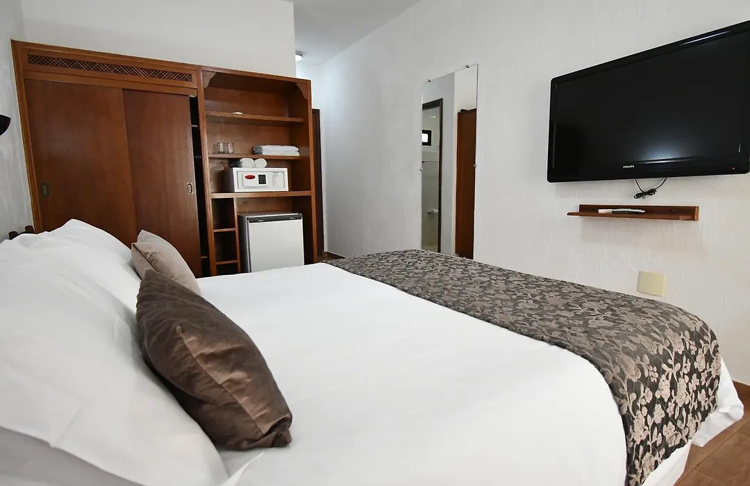 Hotel Akropolis-1