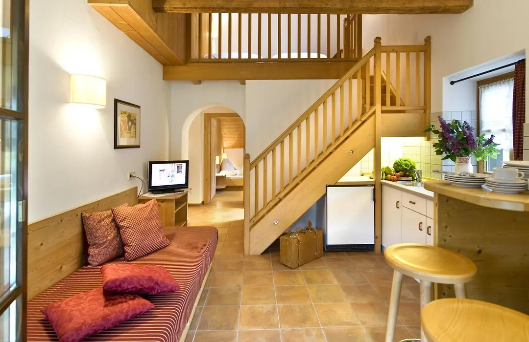 Hotel Paradies-1
