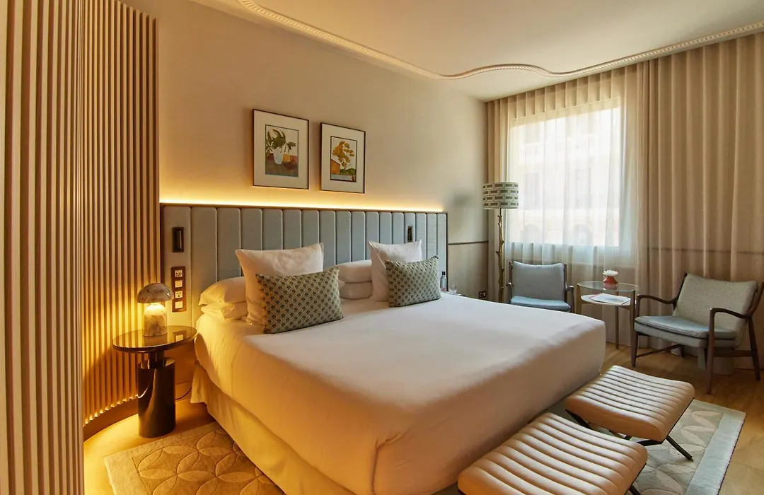 Grand Hotel Central, Small Luxury Hotels-1