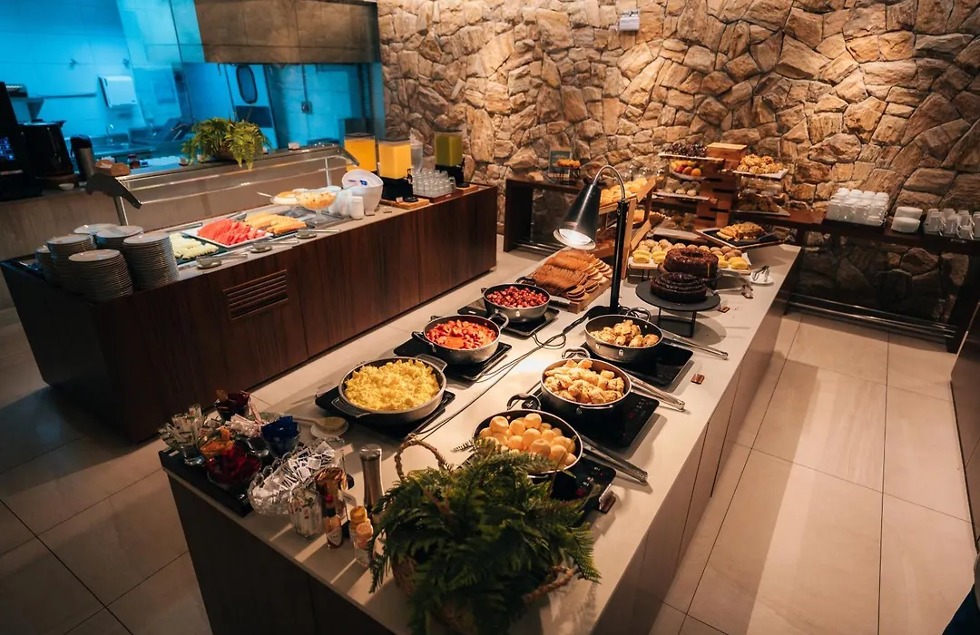 Hilton Garden Inn Praia Brava-1