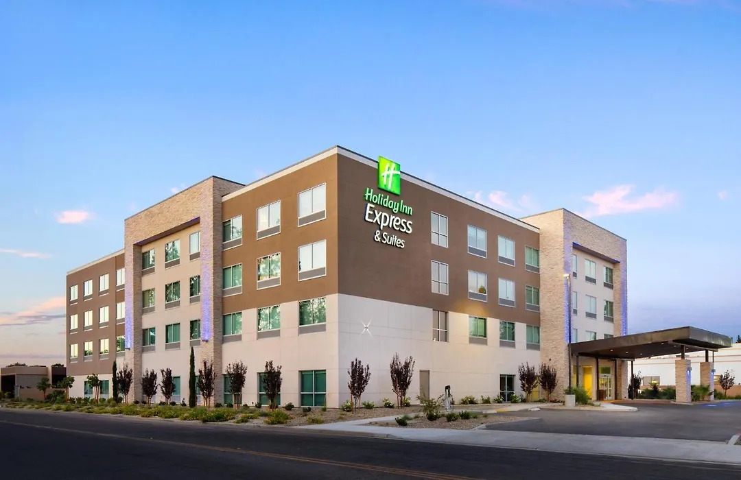 Holiday Inn Express & Suites Fresno Airport By Ihg-1