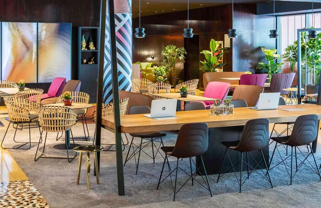 Novotel Barcelona Cornella-1