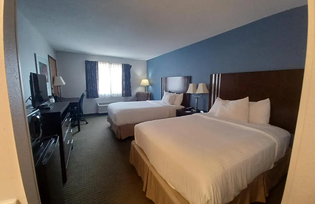Baymont By Wyndham Freeport-1