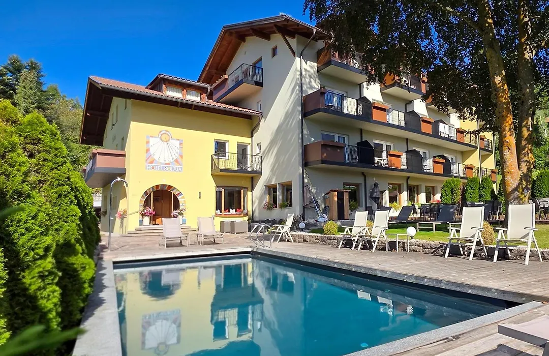 Solaia Hotel & Guesthouse-1