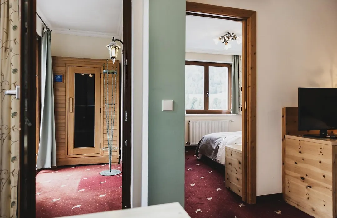 Seehotel Jägerwirt-1
