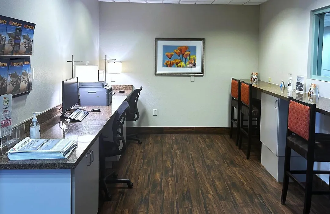 Wyndham Garden Lancaster Ca-1