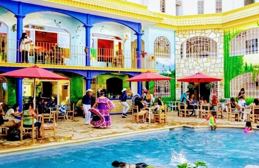 Hotel Esmeralda-1