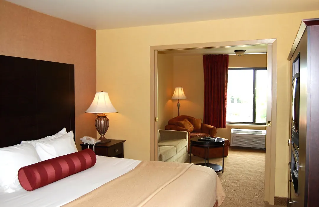 Oxford Suites Portland - Jantzen Beach-1