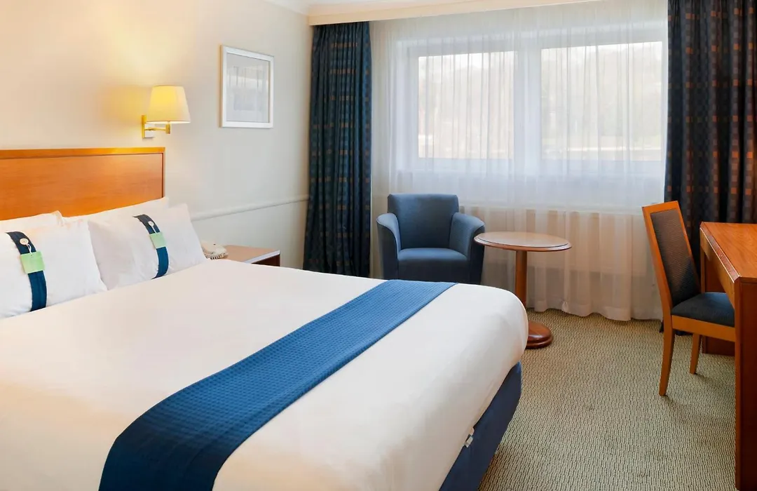 Holiday Inn Edinburgh Zoo By Ihg-1