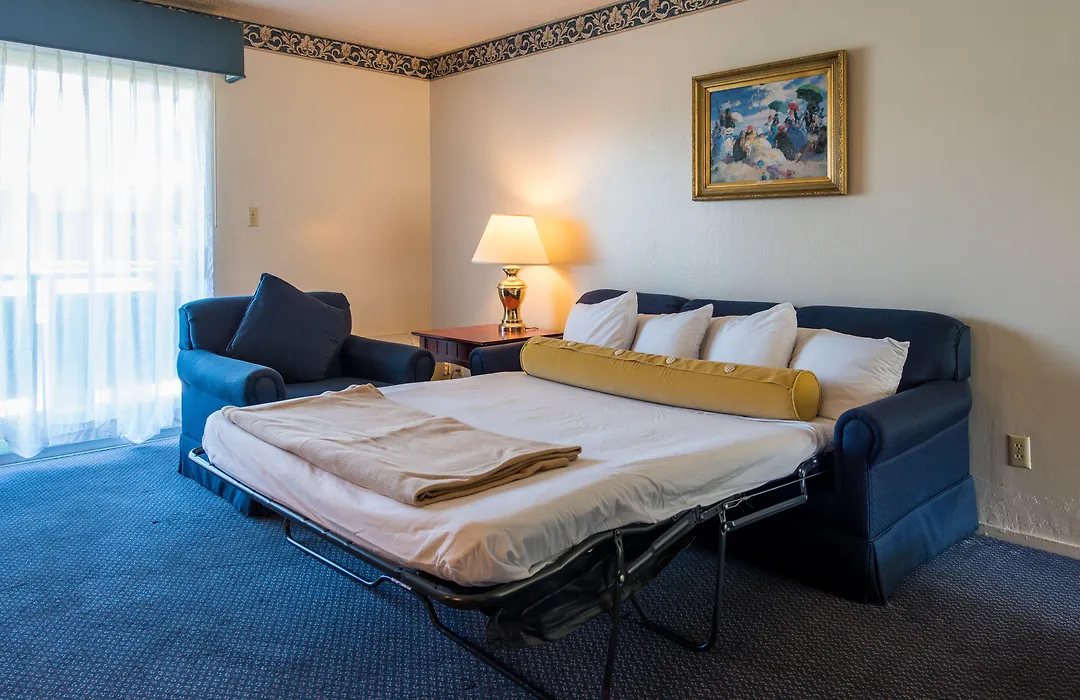 Coral Reef Inn & Condo Suites-1