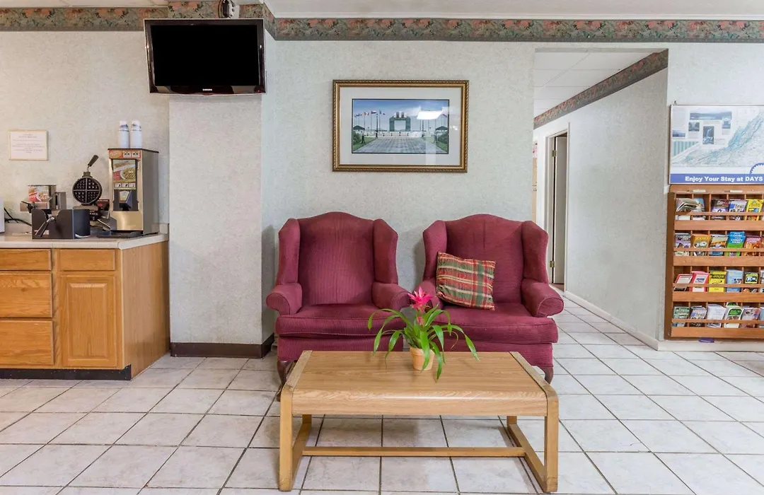 Days Inn By Wyndham Bedford-1