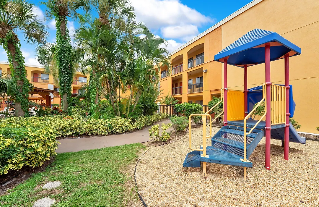 Mi Casa Hotel-1