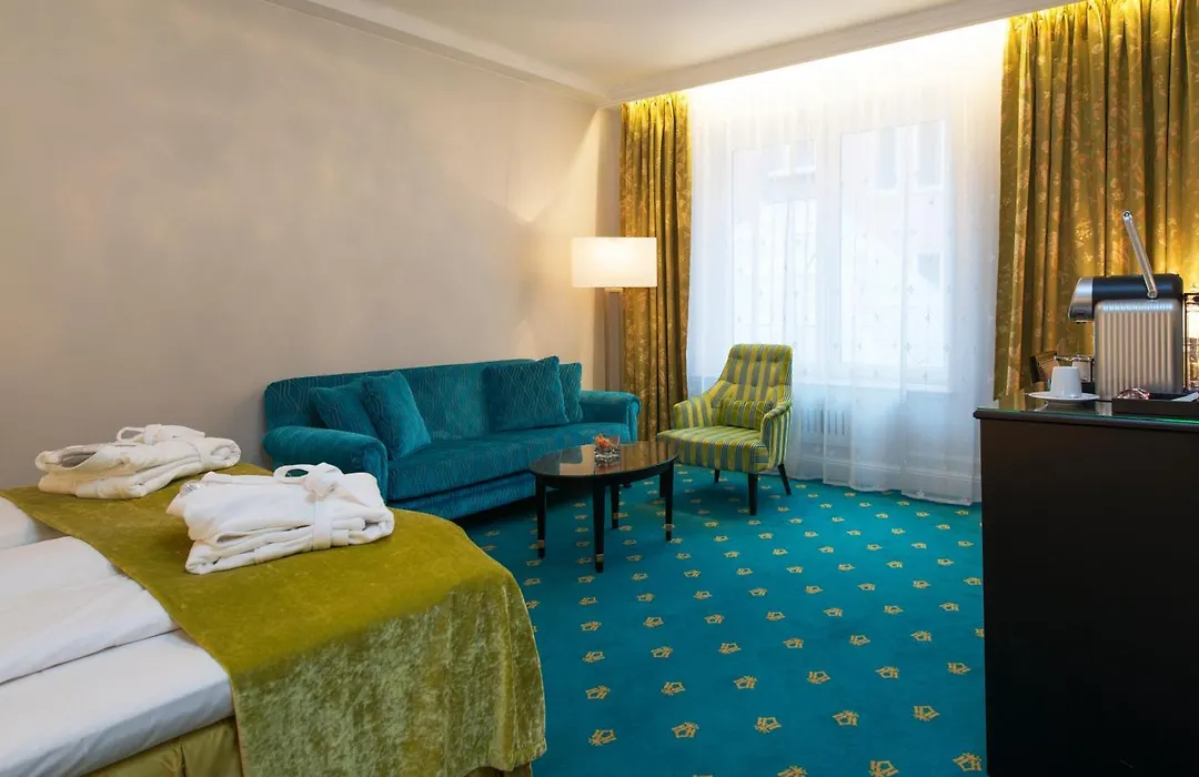 Hotel Bristol-1