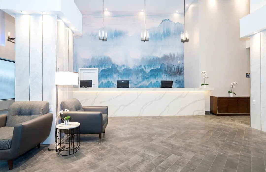 Sandman Signature Calgary Downtown Hotel-1