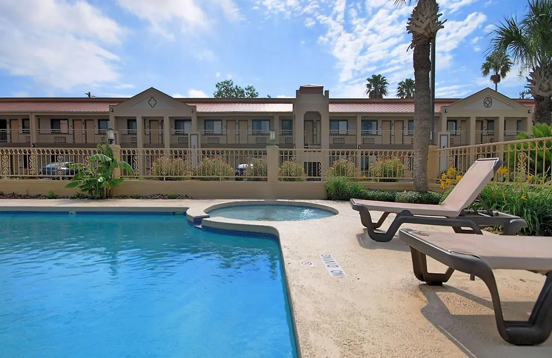 Americas Best Value Inn Kingsville-1