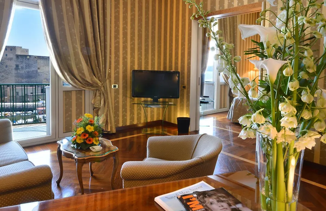 Grand Hotel Vesuvio-1
