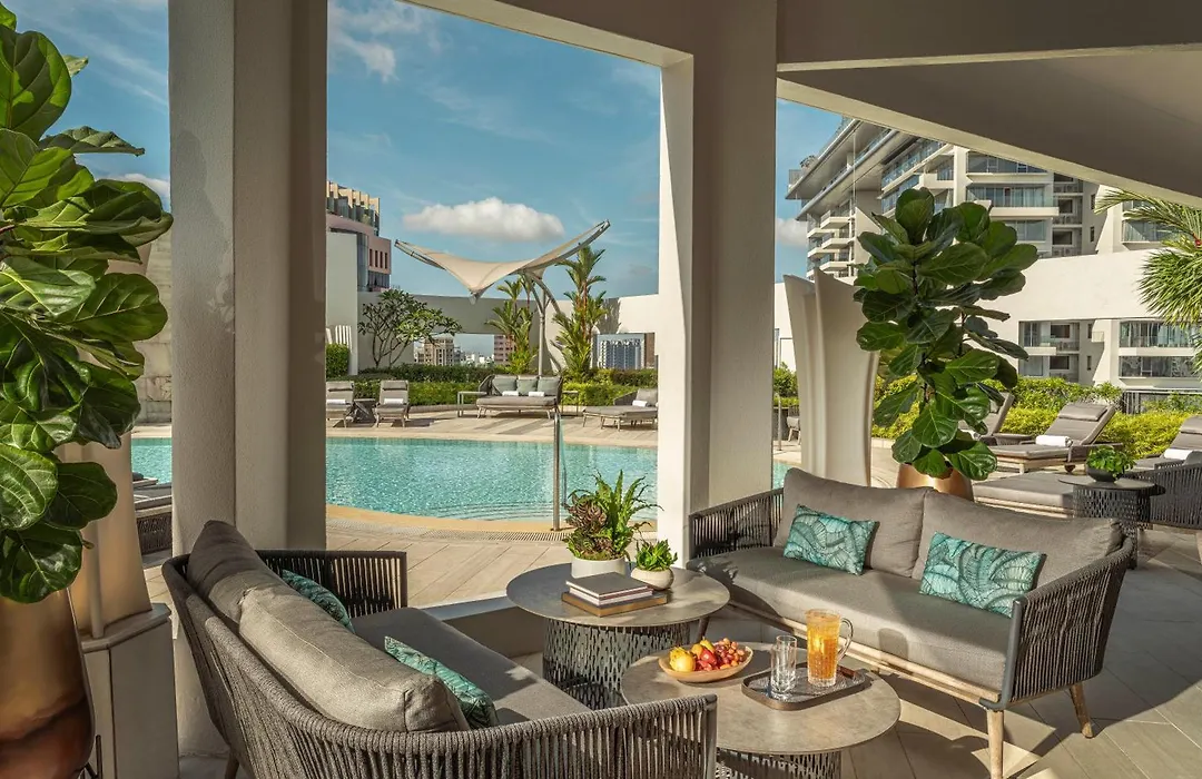 Four Seasons Hotel Singapore-1