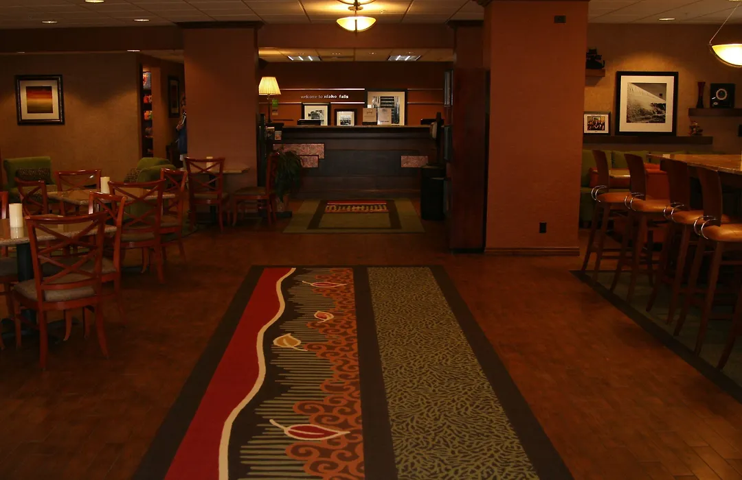 Country Inn & Suites By Radisson, Idaho Falls At The Mall-1