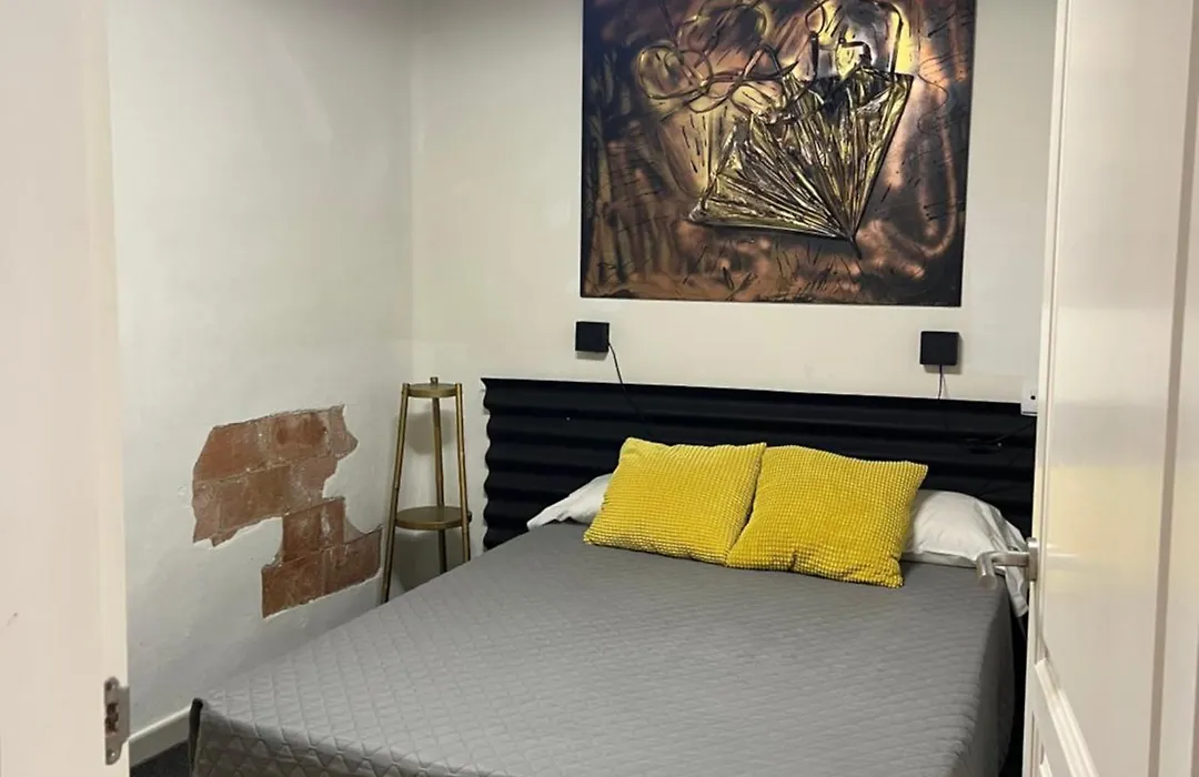 Hostal Sant Marti-1