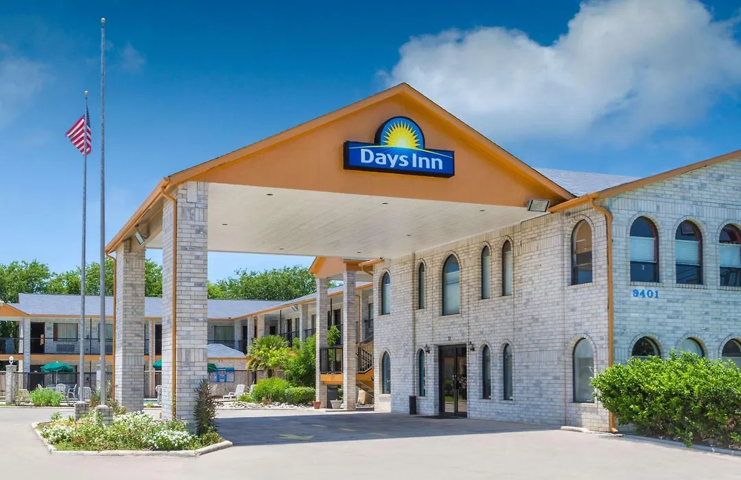 Days Inn Windcrest By Wyndham San Antonio-1
