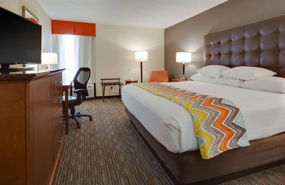 Drury Inn & Suites Columbia Stadium Boulevard-1