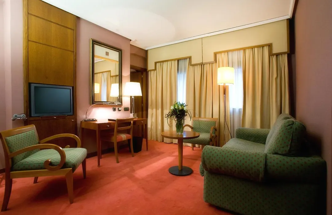 Hotel Palafox-1