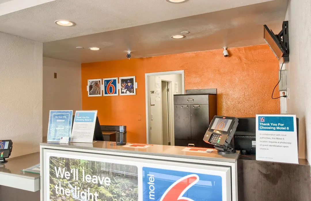 Motel 6-Everett, Wa - North-1