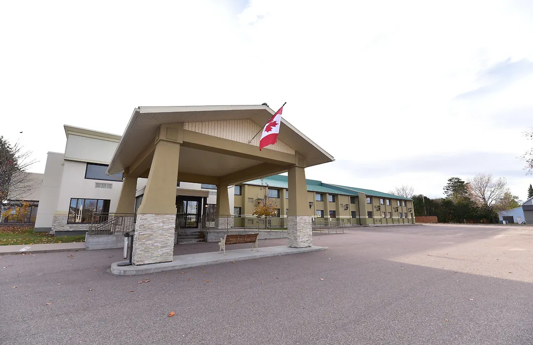 Quality Inn And Conference Centre-1