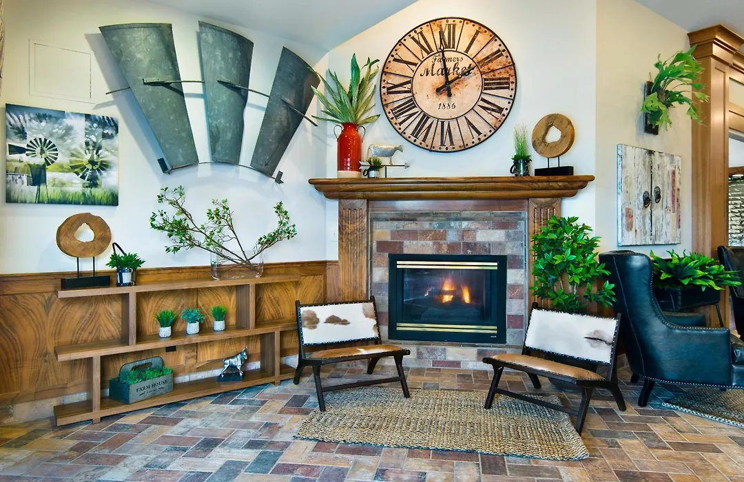 Oxford Suites Hermiston-1