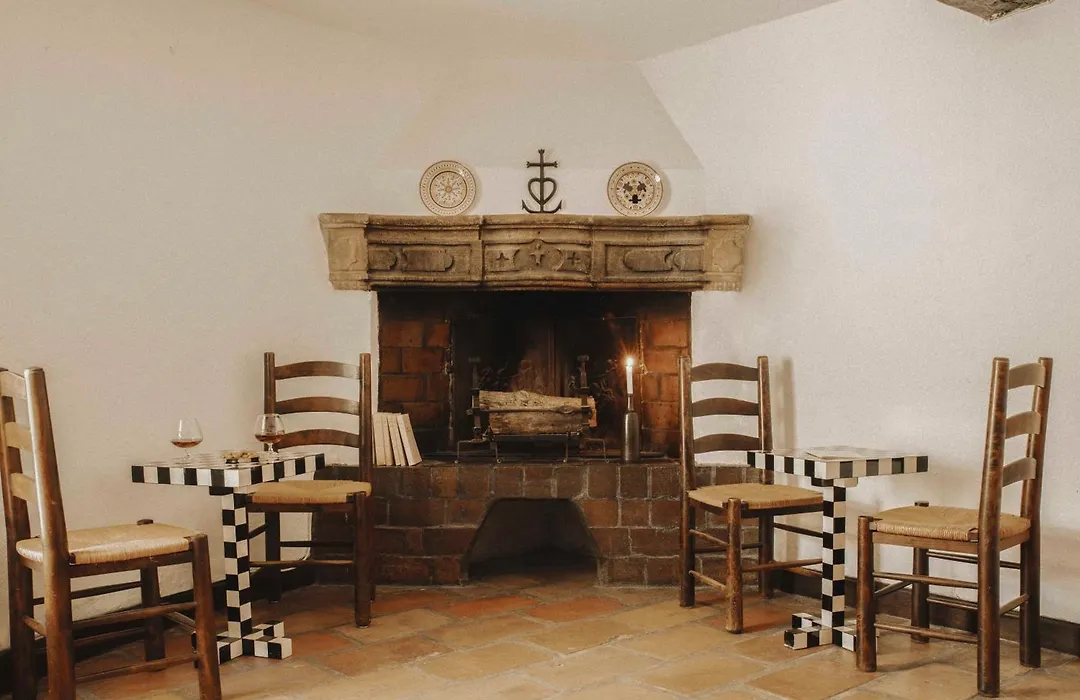 Auberge Cavaliere du Pont des Bannes-1