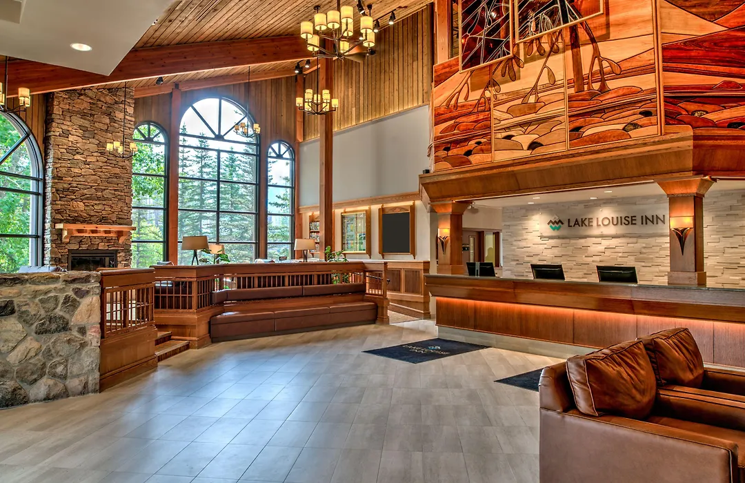 Lake Louise Inn-1