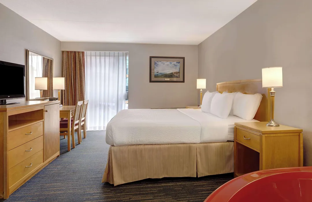 Days Inn By Wyndham Niagara Falls Near The Falls-1