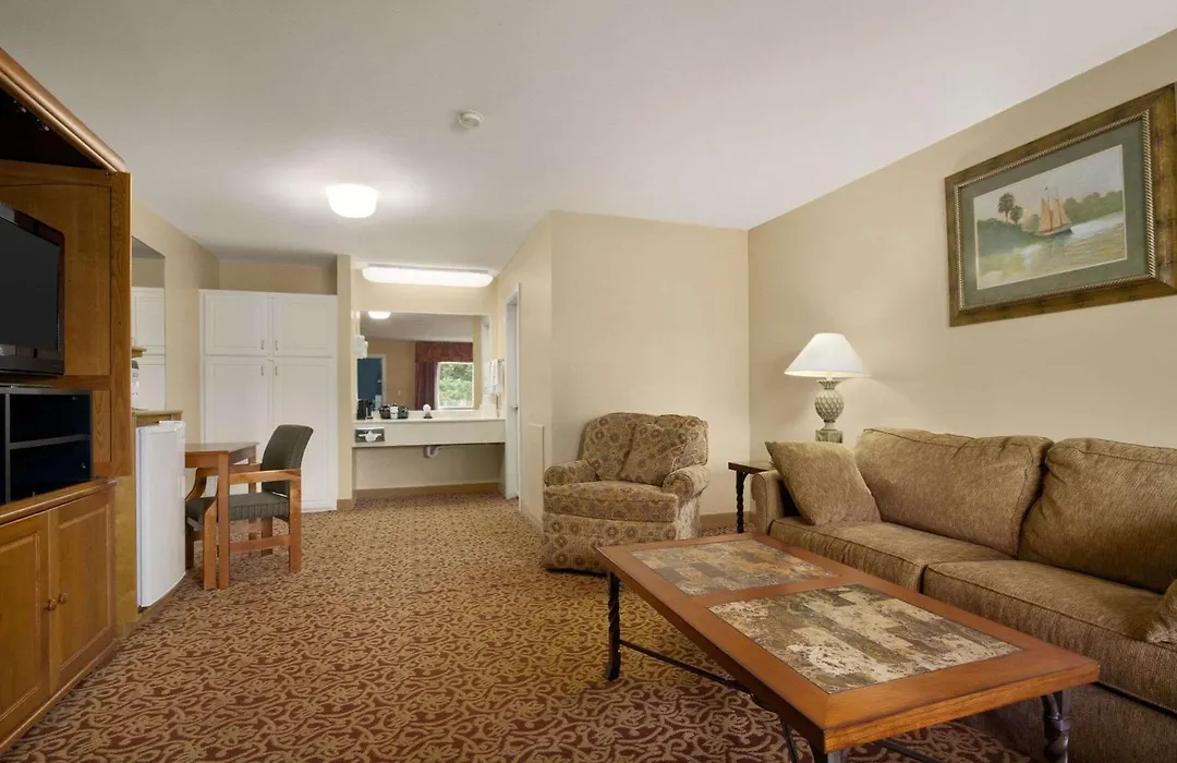 Days Inn By Wyndham Alexander City-1