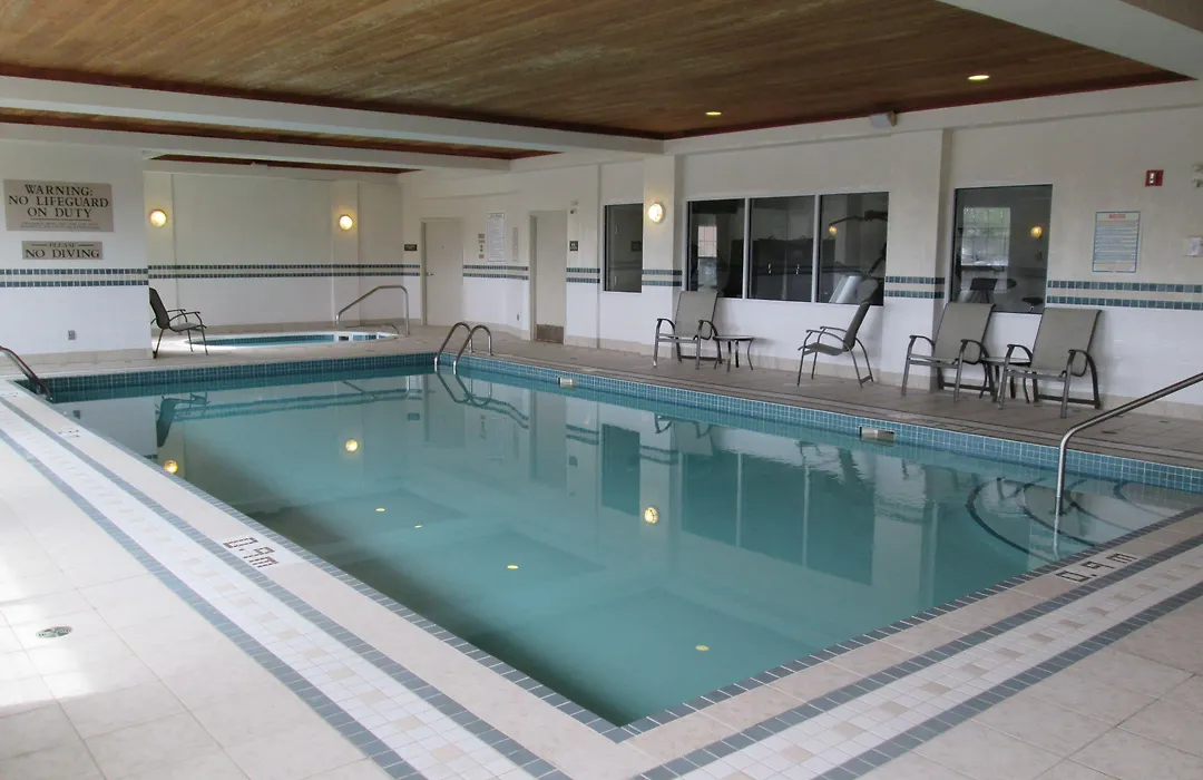 Country Inn & Suites By Radisson, Calgary-Northeast-1
