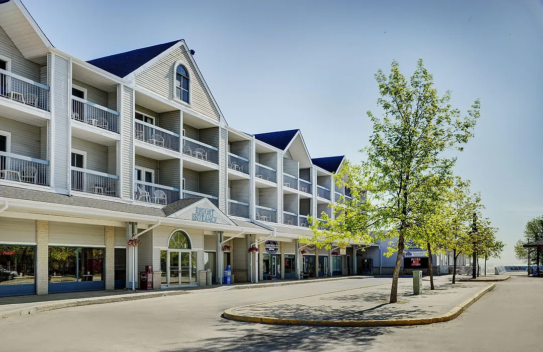 Lakeview Gimli Resort-1