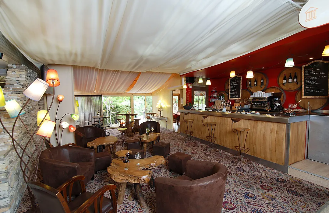 Logis Hotel Nimotel-1