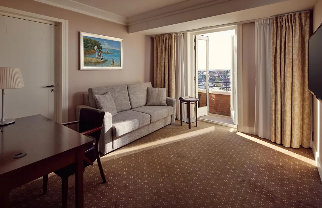 Van Der Valk Palace Hotel Noordwijk-1