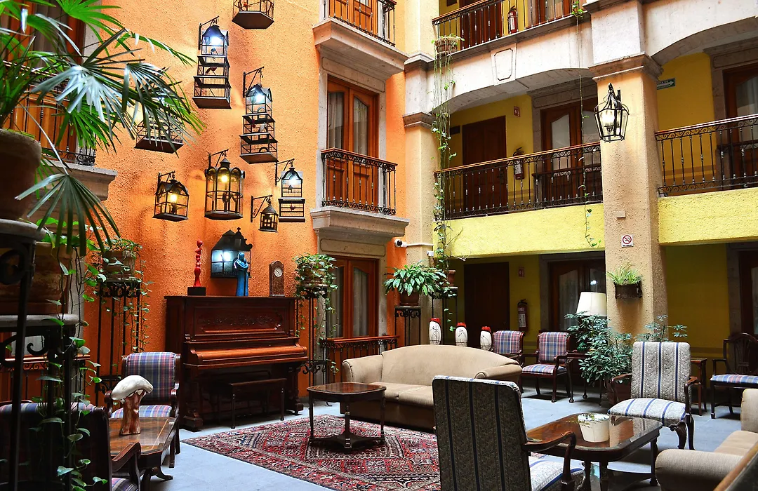 Hotel Santiago De Compostela - Guadalajara Centro Historico-1