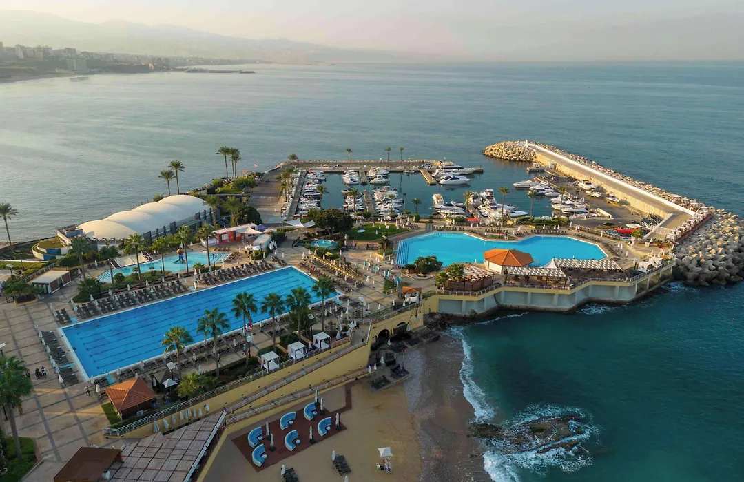 Mövenpick Hotel Beirut-1