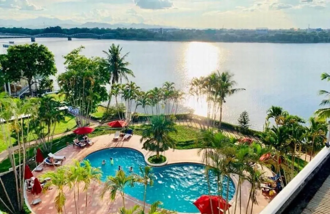 Century Riverside Hotel Hue-1