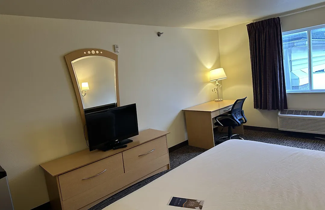 Baymont By Wyndham Lawrenceburg-1